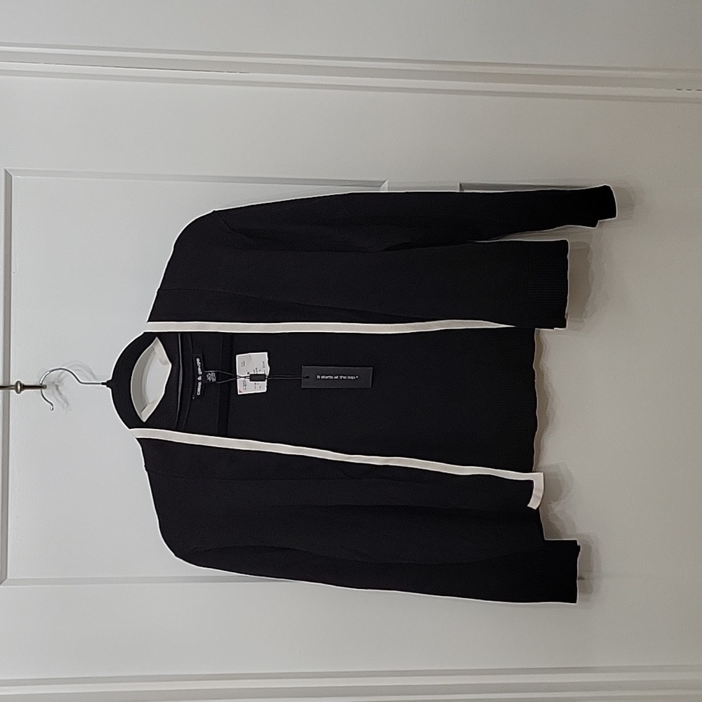 Cable and Guage, crop sweater black and white, size Large, NWT